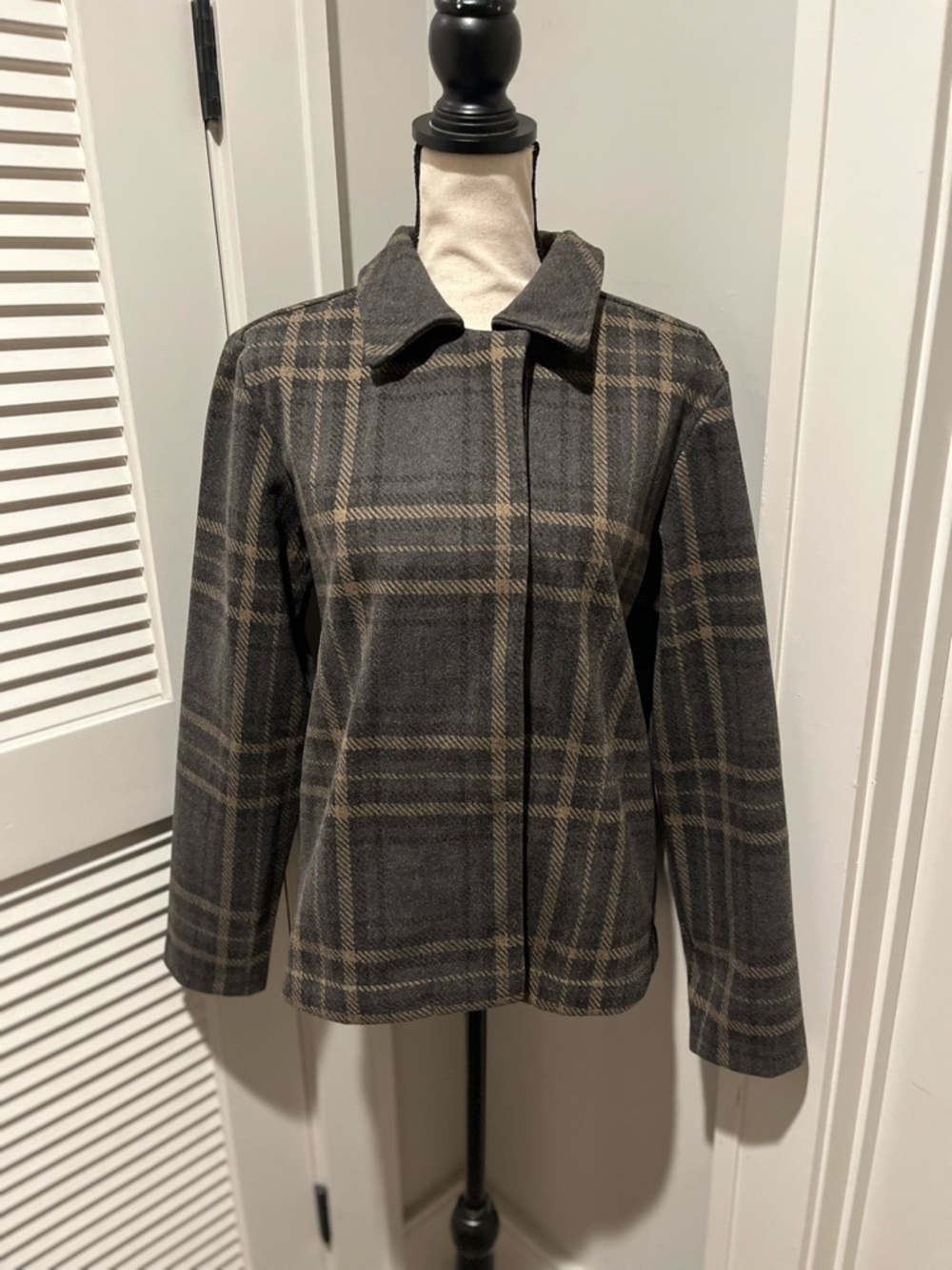 Banana Republic Gray Plaid Peacoat - Picture 2 of 7